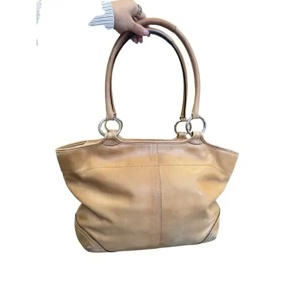 Coach  X-Large Leather Soho Shoulder Bag Y2K Buckle - Picture 2 of 5